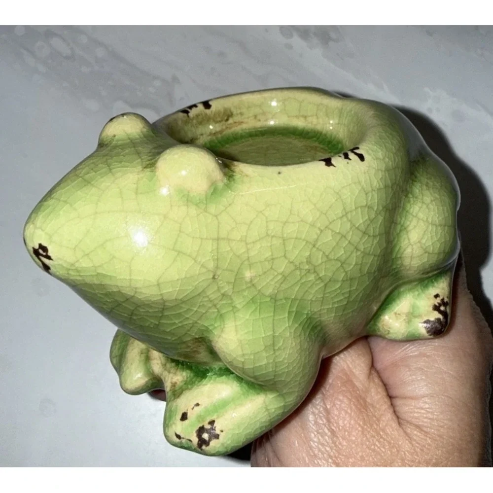 Pair Of Green Frog/Toad Figurines Indoor/Lawn Garden Ceramic Sculpture Decor
